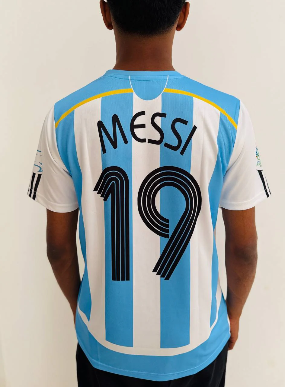 ARGENTINA HOME RETRO MESSI19 EMBROIDERY LOGO - Image 3