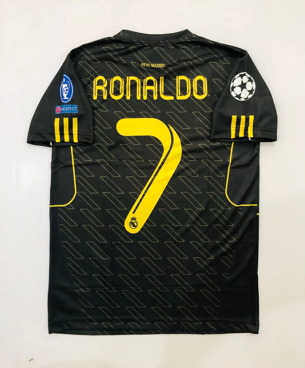 REAL MADRID 2011/12 AWAY BLACK CR7-EMBROIDERY - Image 2