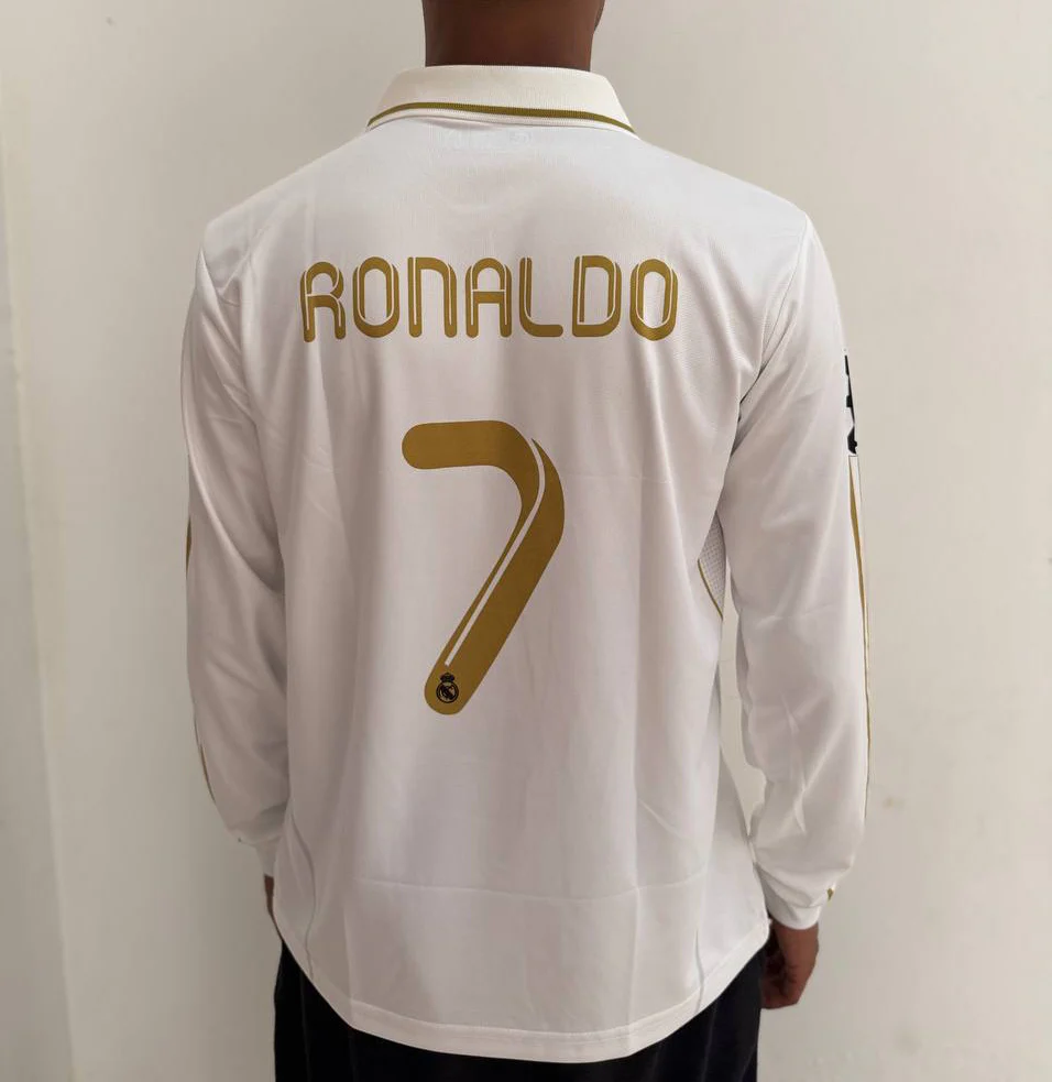 REAL MADRID 2011/12 HOME POLO FULL SLEEVE  EMBROIDERY - Image 3